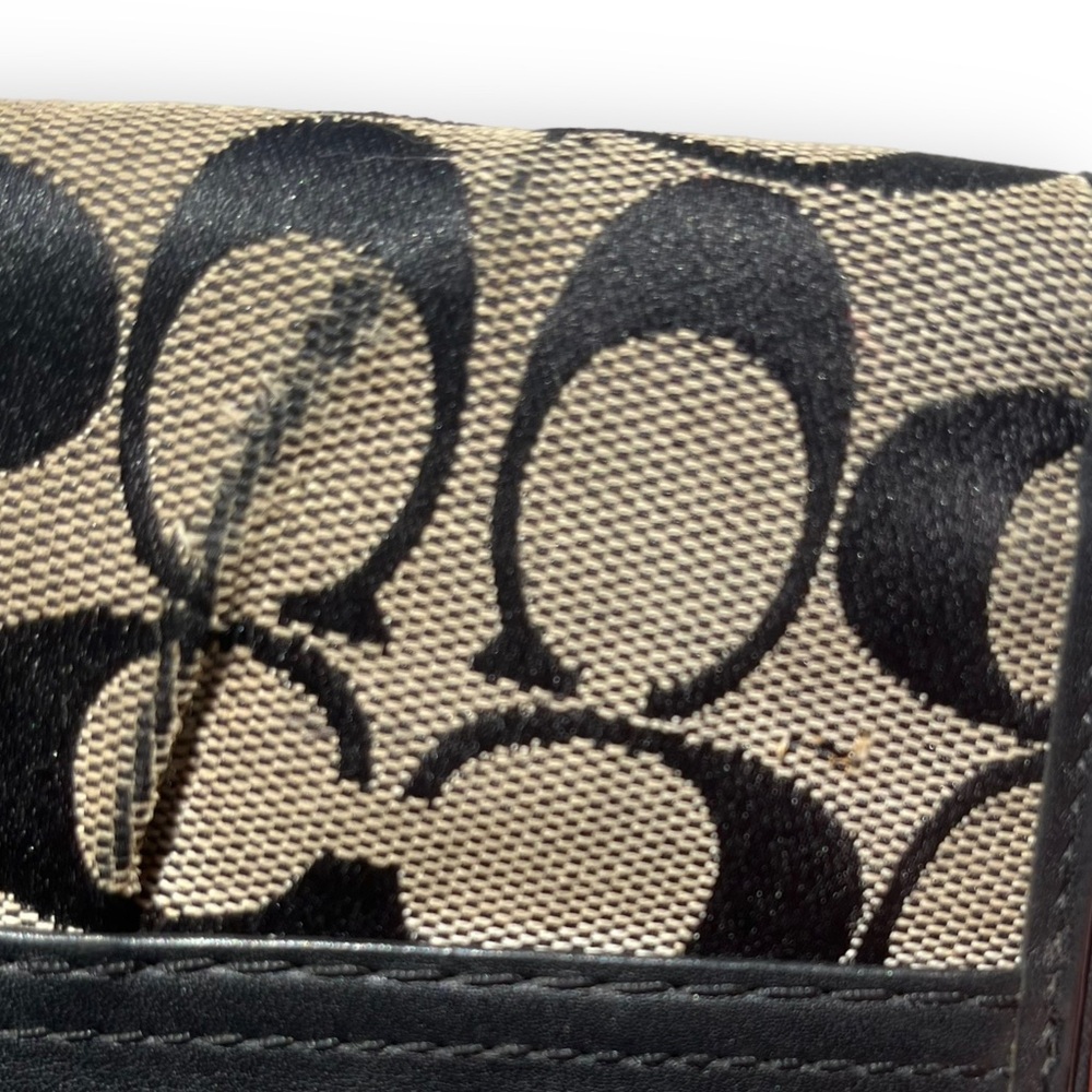 Coach Wallet - Picture 7 of 7